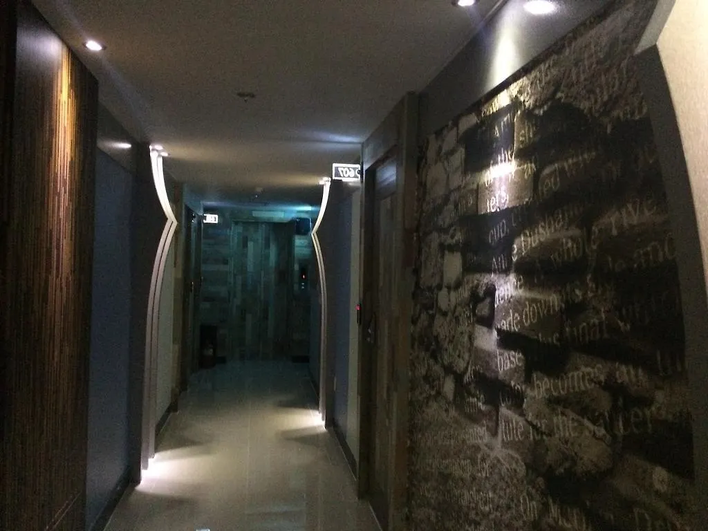 Starry Night Hotel Incheon 2*,
